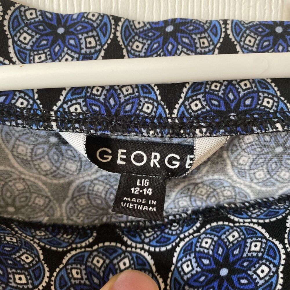 Women’s Large 12/14 George Skirt Blue Geometric Pattern - Picture 2 of 14